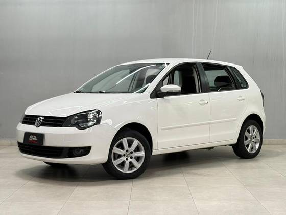 VOLKSWAGEN POLO 1.6 MI 8V FLEX 4P AUTOMATIZADO VOLKSWAGEN POLO 1.6 MI 8V FLEX 4P AUTOMATIZADO